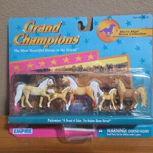 Grand Champions Palomino Micro Mini Horse Collection Figurine Empire 1996 50106